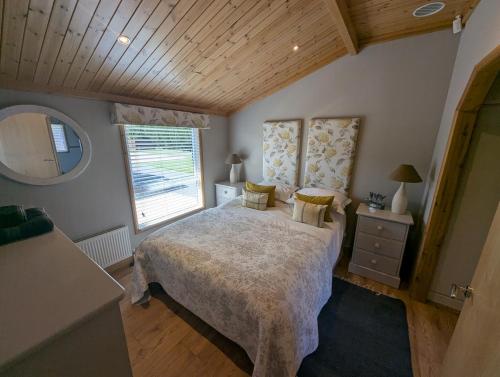 The Boathouse Lodge in Fairford