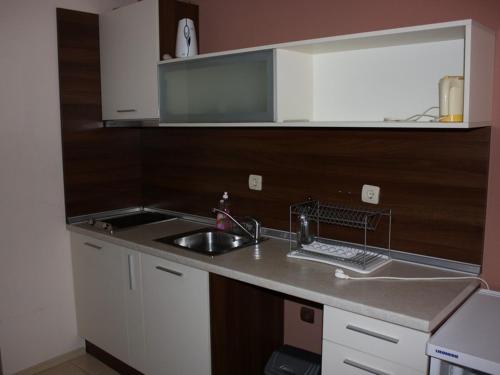 Style Place Room Type - One-Bedroom Apartment (4 Adults) Style Place Room Type - One-Bedroom Apartment (4 Adults)