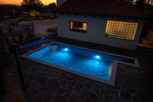 Skats, Villa MiraMar Istria & Private Retreat in Truske