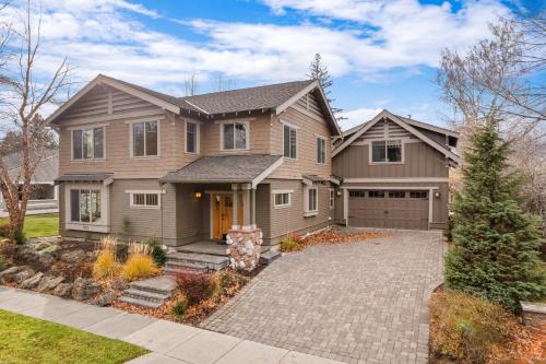 Awbrey-AC-By DT-4BR/2.5BA - image 12