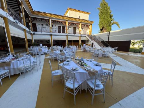 何塞艾爾騰普蘭尼洛旅館 (Posada de Jose Mª El Tempranillo) in 莫利納