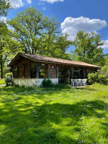Hotelli välisilme, Bergerie bucolique in Noaillan