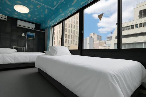 Honmachi Station 3min Spacious Family Apartment for 4 Guests 801