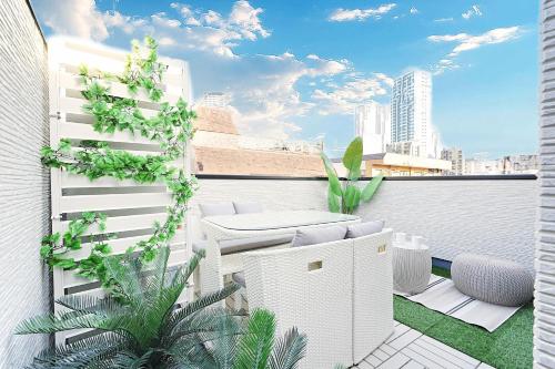 Tomo House Nishi-Shinjuku-Gochome - from 3 minutes station 西新宿戸建て 駅から徒歩3分, Tokio