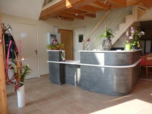 Фойє, Hotel Auberge De La Baie in Pontorson