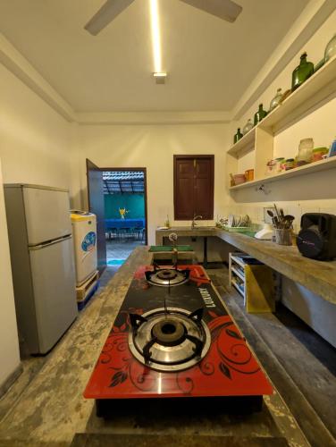 Kitchen, Andy Home Stay, Balapitiya in Hikkaduwa