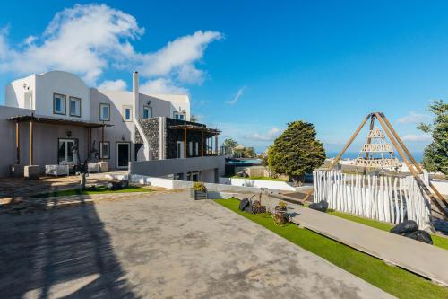 A&V Sea View Villa - image 2