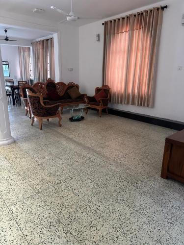 Fully Furnished Home in Colombo! in Kotahena