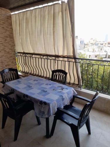 S - 6 beds - Modern Apart 24-7 electricity - AC in Sad El Baouchriye