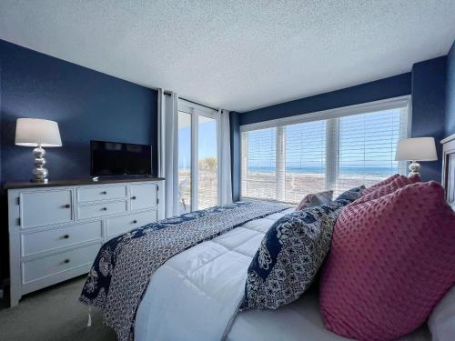 Atlantic Dunes 501 3 Br condo by RedAwning – North Myrtle Beach, SC