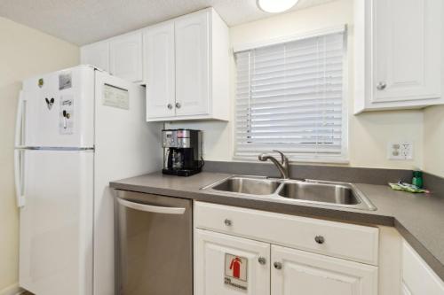 Amelia South condo - image 11