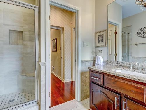 Heated Pool Access Flex Cancelation Brand New Home on Broughton Estate - image 12