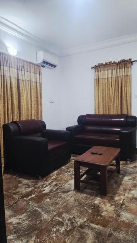Dominion Apartment and Guest House in Ogijo