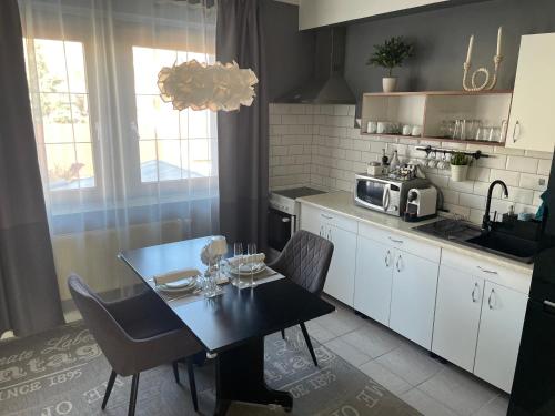 bucătărie, Alpesi Apartman Downtown in Sopron
