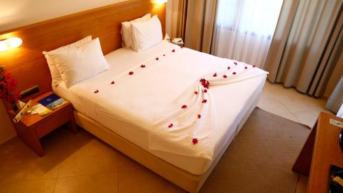 The Lifeco Bodrum Beach In Golturkbuku Turkey Reviews Prices Planet Of Hotels