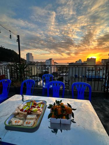 CatBa Sky View Hotel in Illa de Cat Ba