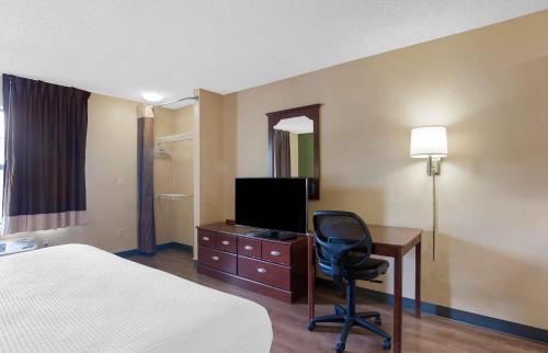 Extended Stay America Suites - Milwaukee - Brookfield - image 36