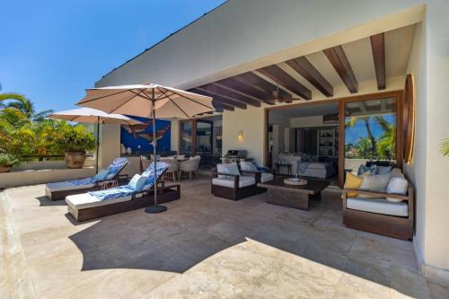 Punta Mita 4 Bedrooms Golf Course Views in Punta Mita