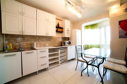 Apartments Ostrovitianova 9