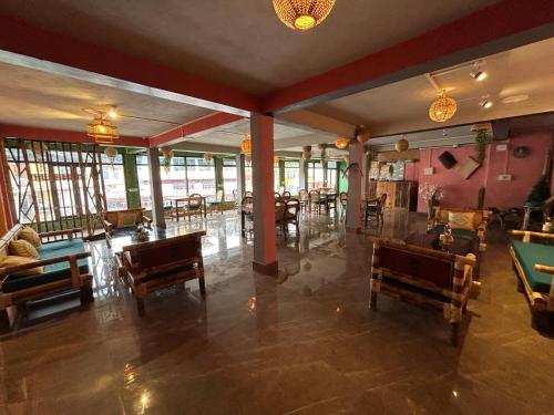 Bar/Lounge, Tsewangs Bed & Breakfast Homestay in Tawang