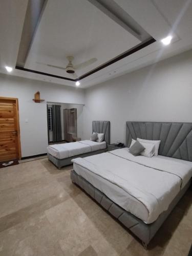 Shah Continental Hotel & Resturant