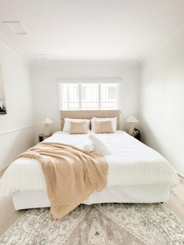 Brisbane CBD - 2BR - Sleeps 6 - Snacks WIFI - Parking in 溫莎