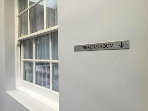 Royal Cambridge Hotel - image 9