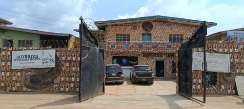 Onimoba Moradis hotel in Ilesa