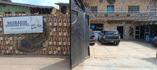 Onimoba Moradis hotel in Ilesa