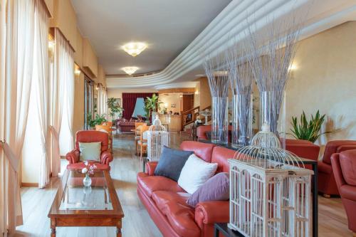 大堂, 阿斯圖拉宮酒店 (Astura Palace Hotel) in 內圖諾