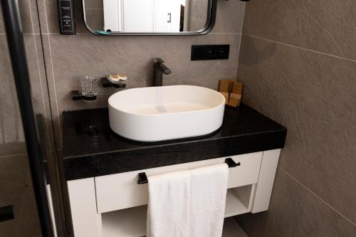 Porto De Galata Hotel - image 4