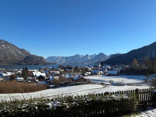  Garten Apartment Diwoky, Unterkunft in Sankt Gilgen