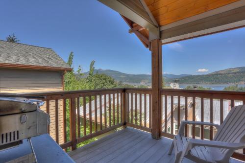 Hutson's Bridgeview **30 Day minimum** - image 14