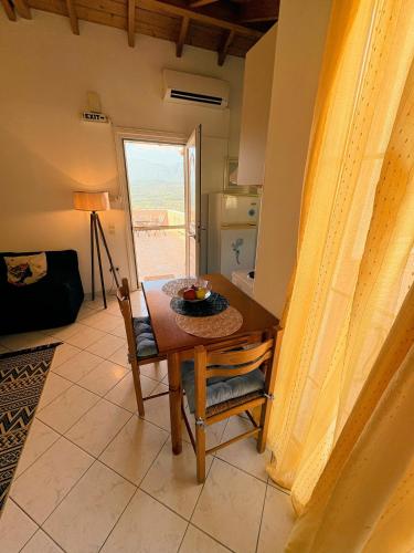 Eva's Apartments - Κέρκης