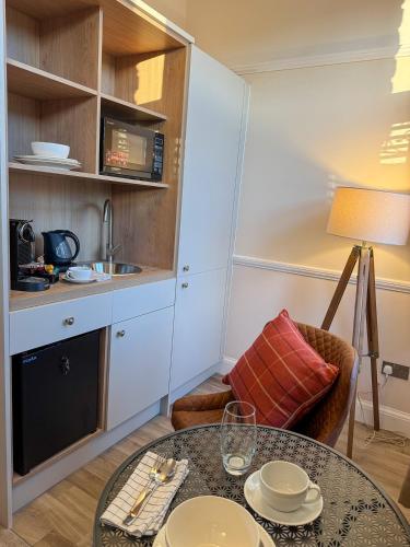 Westwood Boutique Aparthotel by Birch Stays in 格洛索普