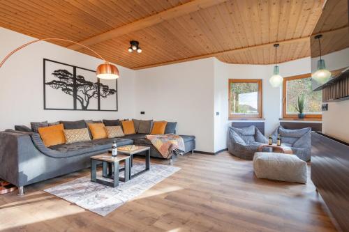 Ferienhaus Hüttenbichl in Pflach, Österreich