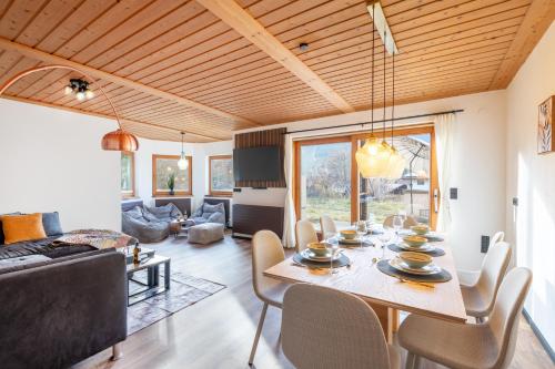 Ferienhaus Hüttenbichl (Ferienhaus Huttenbichl) in 留特