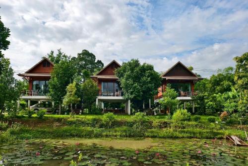 บ้านกลางเกาะ รีสอร์ท - Uthai Thani