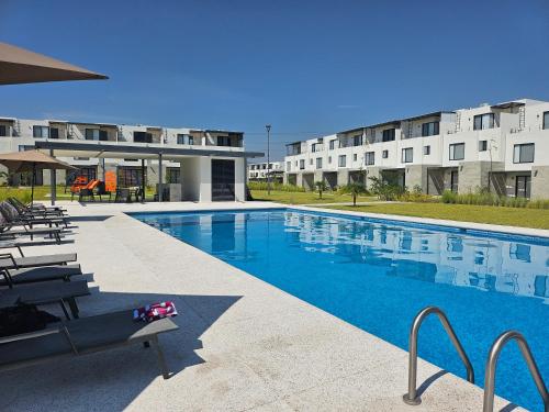 DAGA House Pool table, pool and air conditioning in Alpuyeca