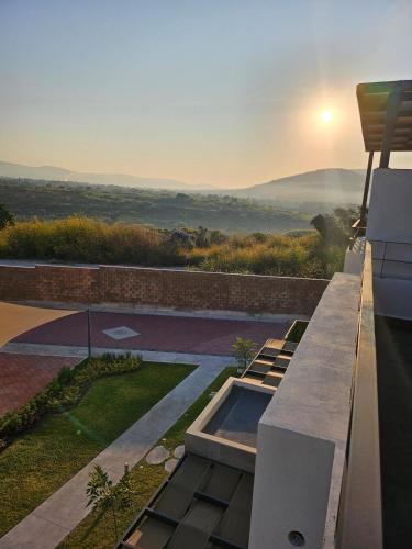 DAGA House Pool table, pool and air conditioning in Alpuyeca