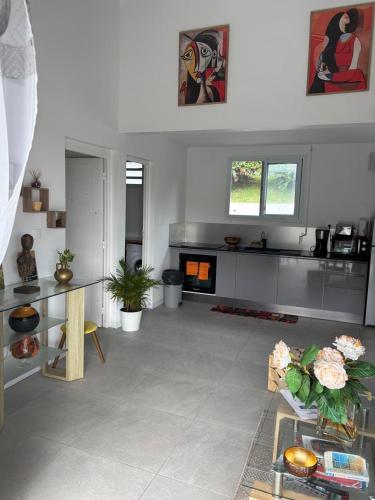 Cucina, Les Villas du Bambou - Villa PAPRIKA jusqu'à 6 pers (Les Villas du Bambou - Villa PAPRIKA jusqu'a 6 pers) in Le Gosier