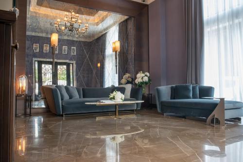 Lobi, Boutique Hotel La Roche in Pakovo