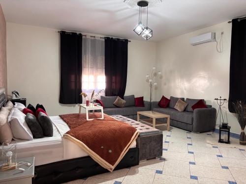 Dar el kebira in Quartier El Mansour