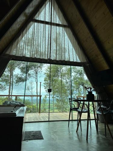 グアラビラ Chales Mirante da Serra PB 4つ星 ホテル レストラン