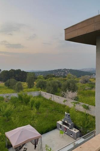 Balcony/terrace, Pine Country Farm Stay in Ajloun