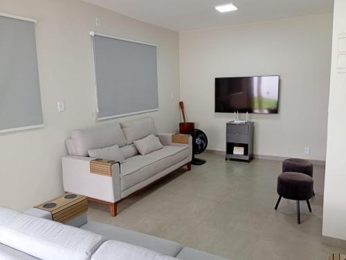 Közös társalgó / TV, Residência Hélio Gregório Caldas Novas (Residencia Helio Gregorio Caldas Novas) in Parque Real