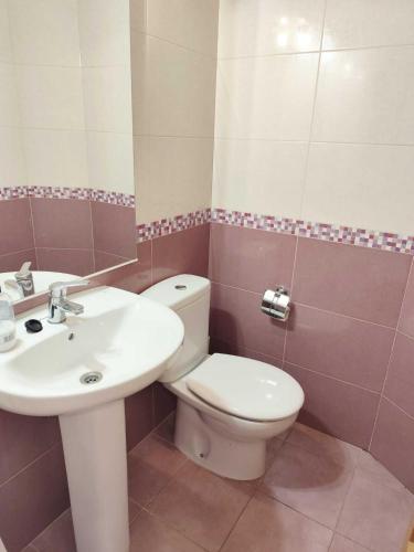 3 bedrooms, 3 beds