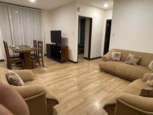 completo y acogedor departamento