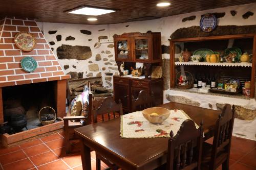 Quinta da Lage Agroturismo e Enoturismo in เซโลริโก เด บาสโต