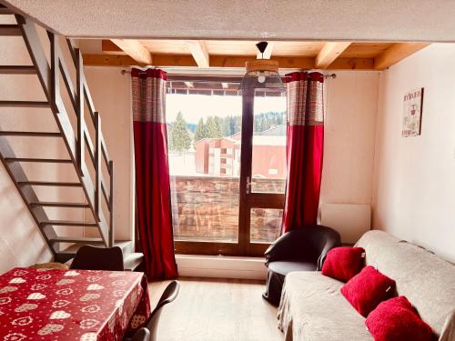 Au pied des pistes - 3 chambres - Vue montagne - Cosy et confort - Location saisonnière - Taninges